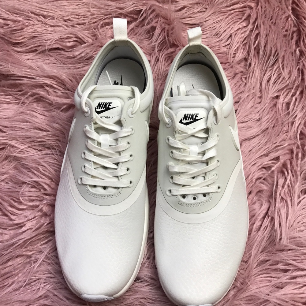NWT Nike Thea premium - Picture 5 of 7