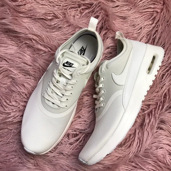 NWT Nike Thea premium - Picture 3 of 7