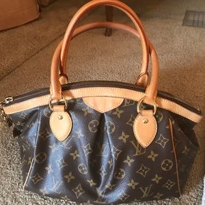 100% authentic Louis Vuitton