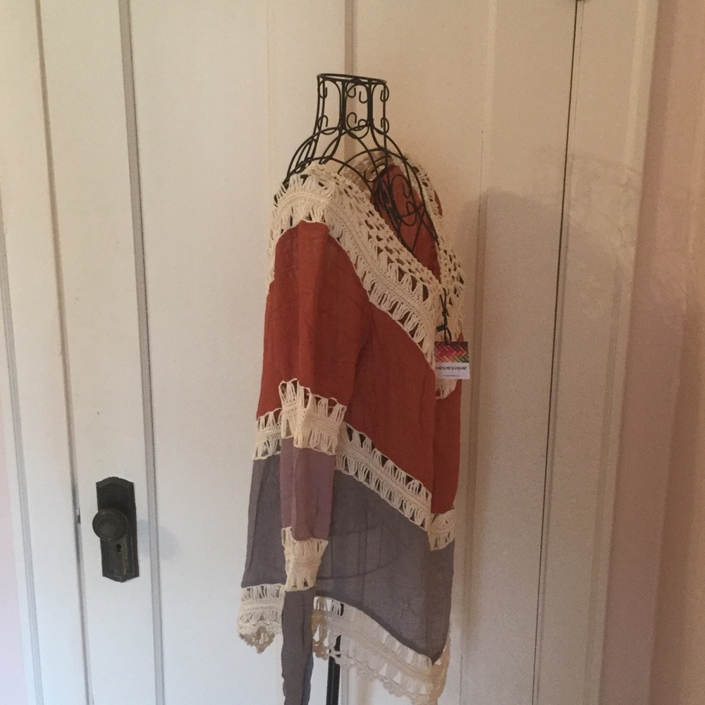Bohemian Tunic🌺🌸 - Picture 2 of 3