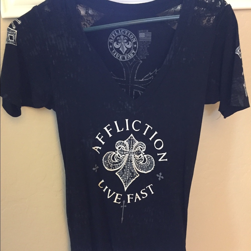 Ladies affliction top