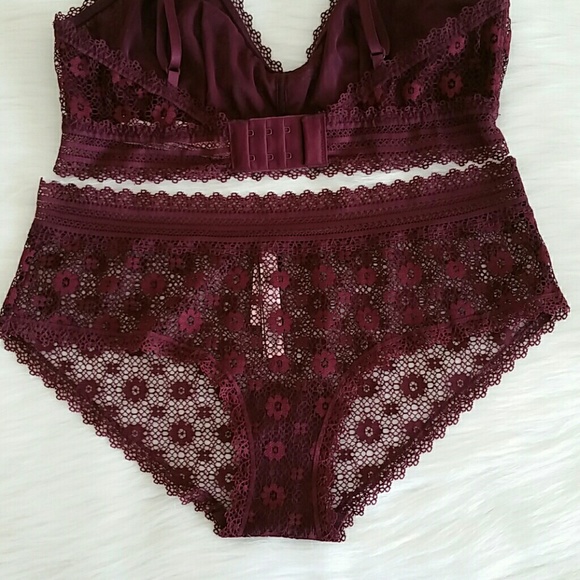 Nwt Victoria's Secret Bralette M & Panty M .SET - Picture 6 of 6