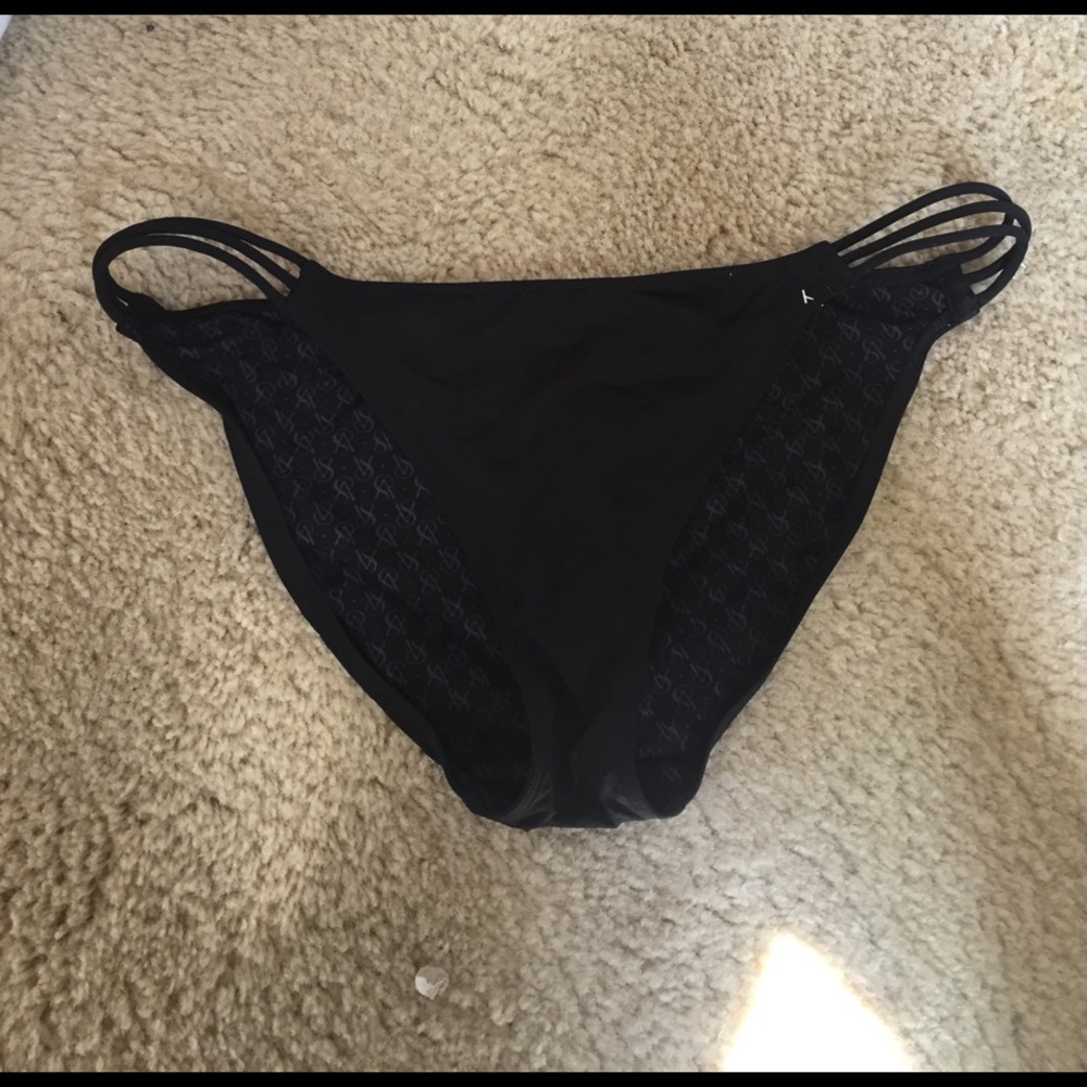 Black Victoria's Secret swim bottoms