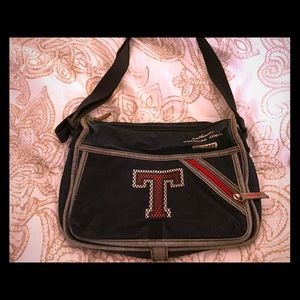 Tommy Purse
