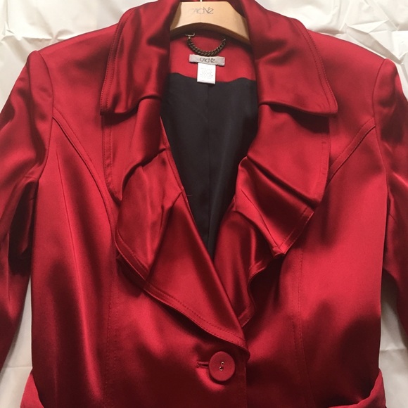 Cache red Jacket - Picture 2 of 4