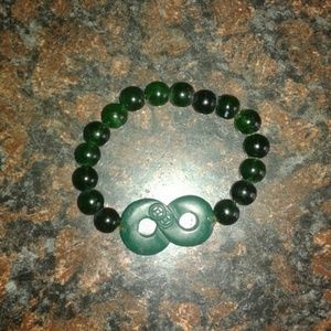 Green beaded bracelet