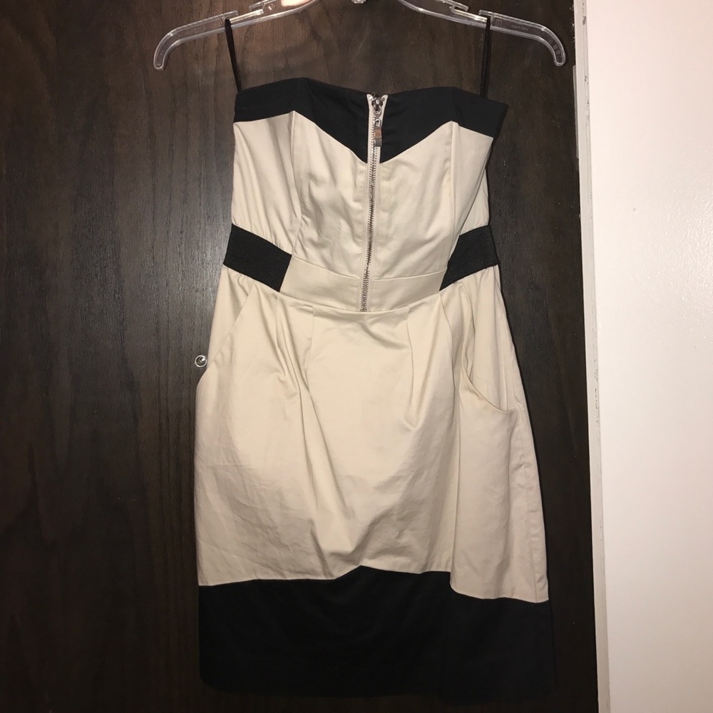 Cute strapless dress