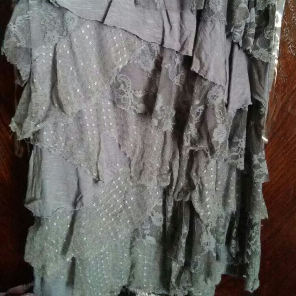 Blouse - Picture 2 of 3