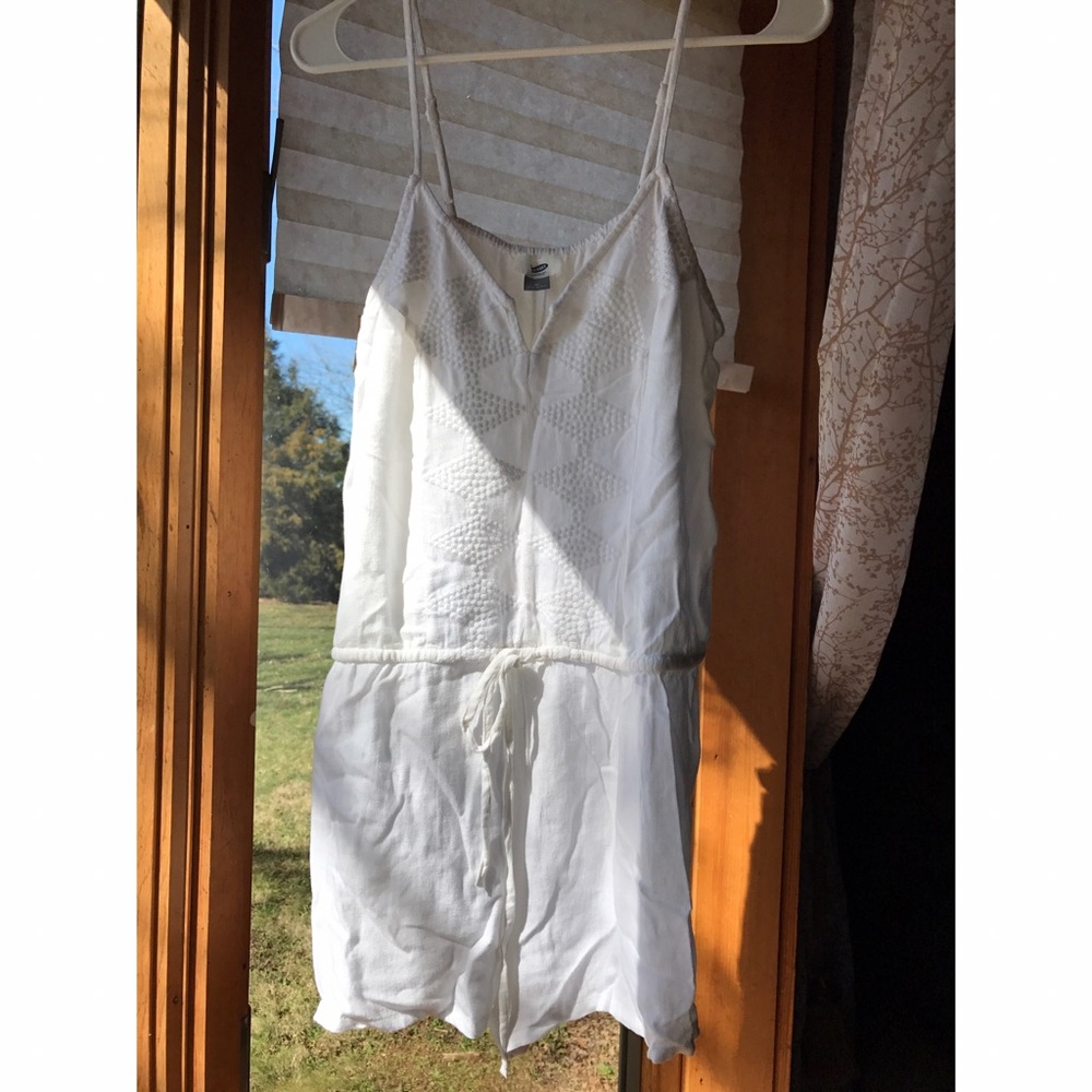 White Lace Romper 🖤🌿