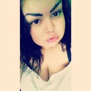 Meet your Posher, Emely