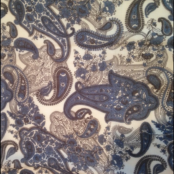 Blue and White Printed Scarf - Picture 4 of 4
