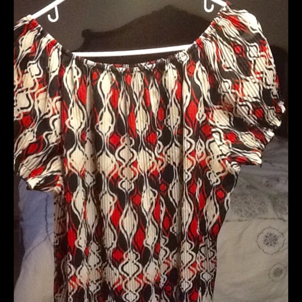 Chic Vintage Looking Blouse