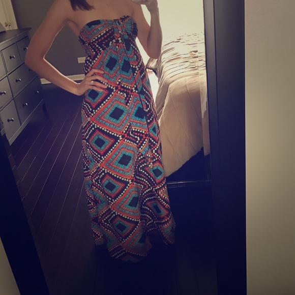 Xhilaration Dresses & Skirts - Patterned maxi dress