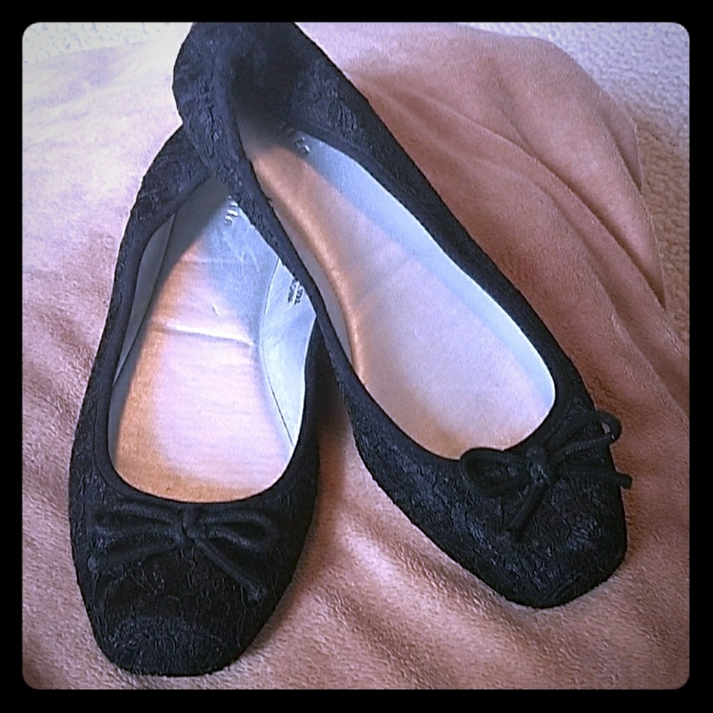 GAYLE...Flat baby doll ballerinas shoes