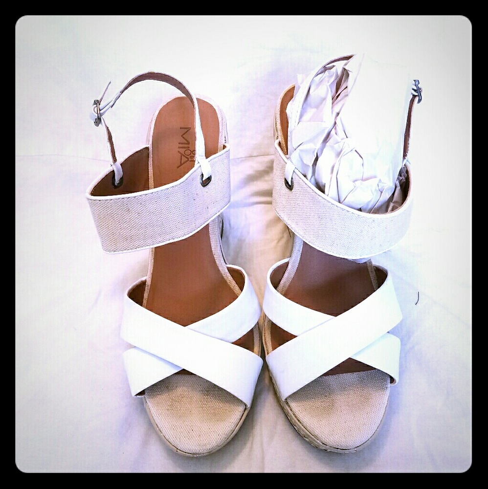 White & Cream Wedge Sandles