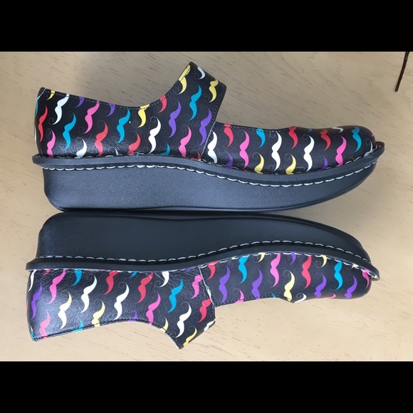 Alegria Multi-Color Mustache Nursing Clog Size 41 - Picture 3 of 4