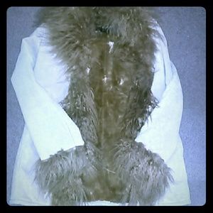 Vintage Pretty fur coat