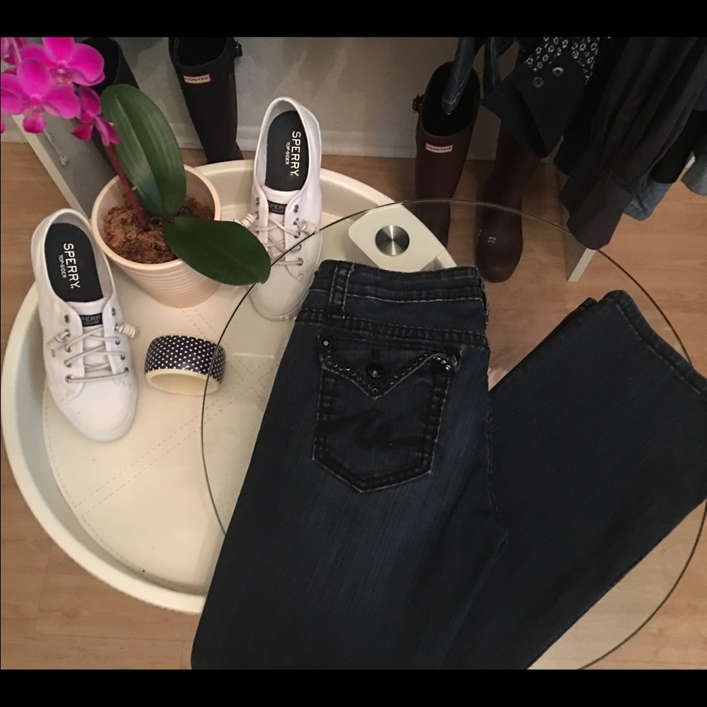 Anoname Embellished Dark blue jeans!