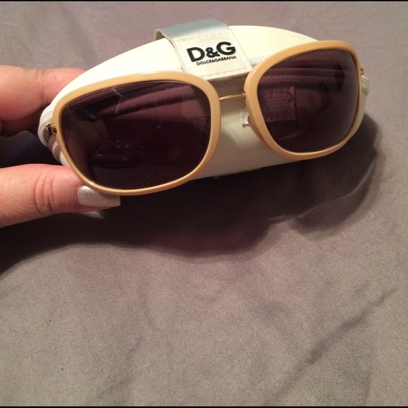 D&G Accessories - Dolce & Gabbana sunglasses