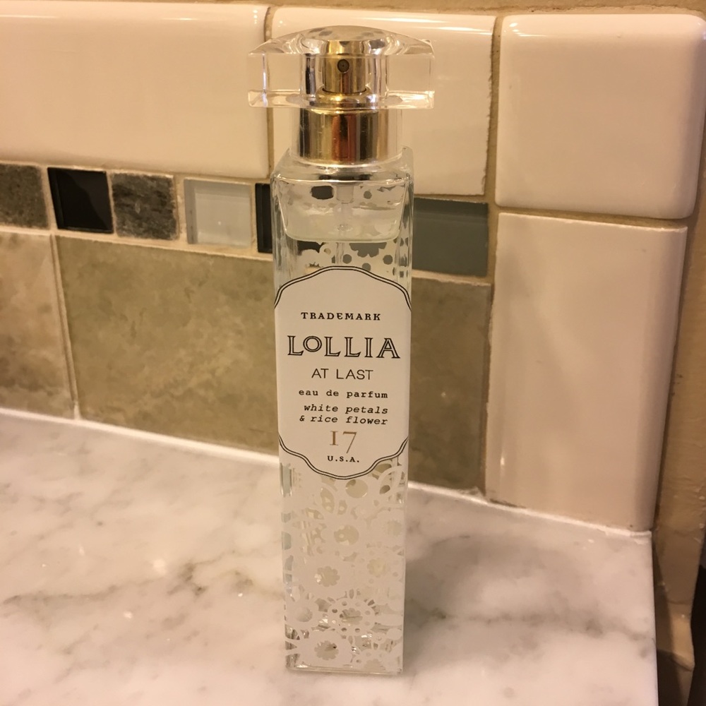 LoLLIA AT LAST eau de parfum