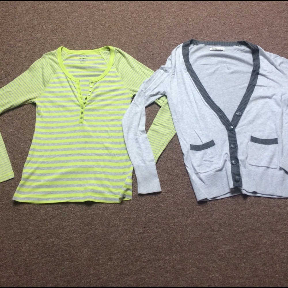 2 old navy sweater