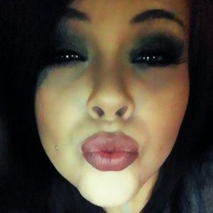 Meet your Posher, Marissa