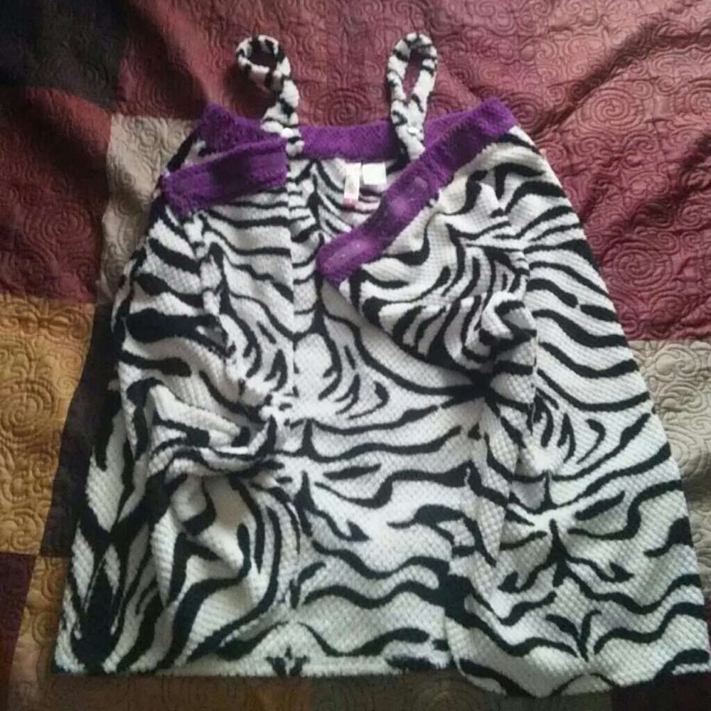 Wrap around body towel
