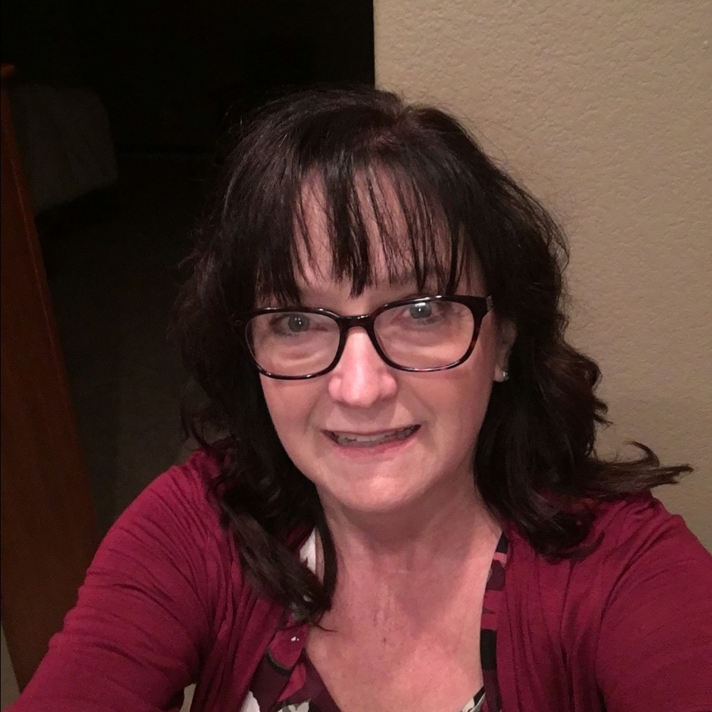 Meet your Posher, Dainey