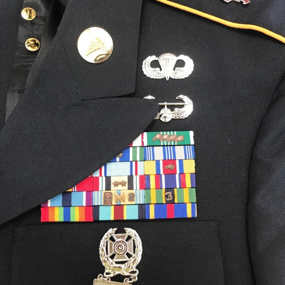 Meet your Posher, Rob - Picture 2 of 7