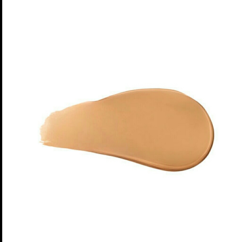 NARS
VELEVET Matte Tinted Broad Spectrum