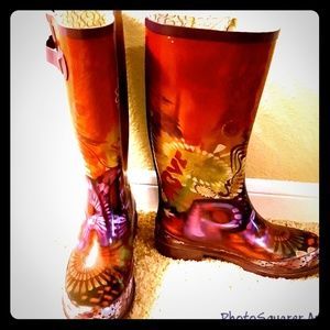Peace & Love Rainboots