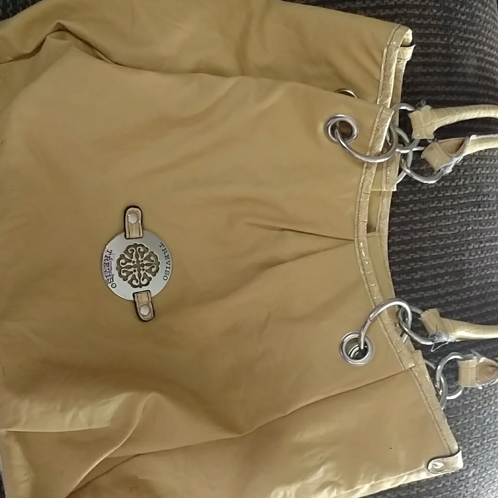 Treviso leather purse