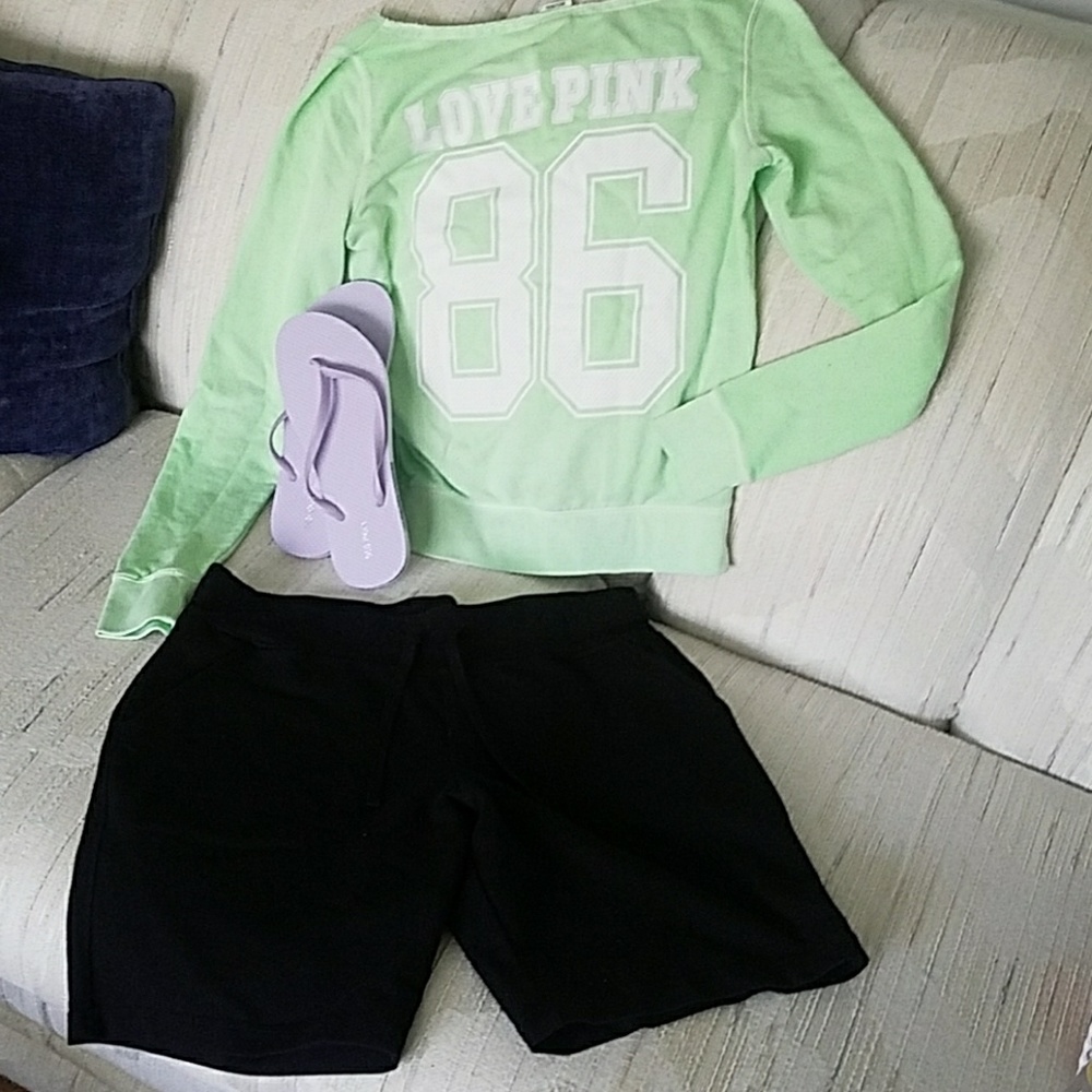 SMALL VS PINK  Sweatshirt ( lime green)