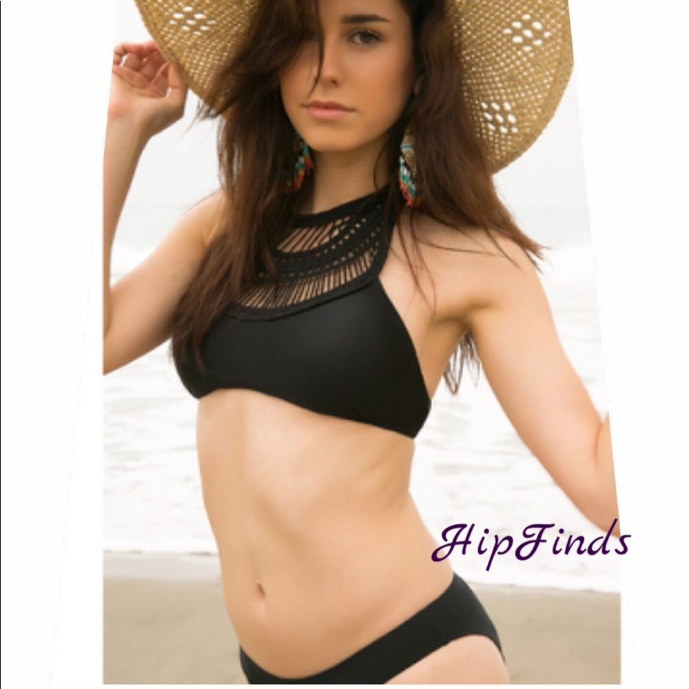 🏖OC Black Halter Top Two Piece 🌟
