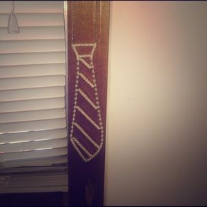 Tie necklace