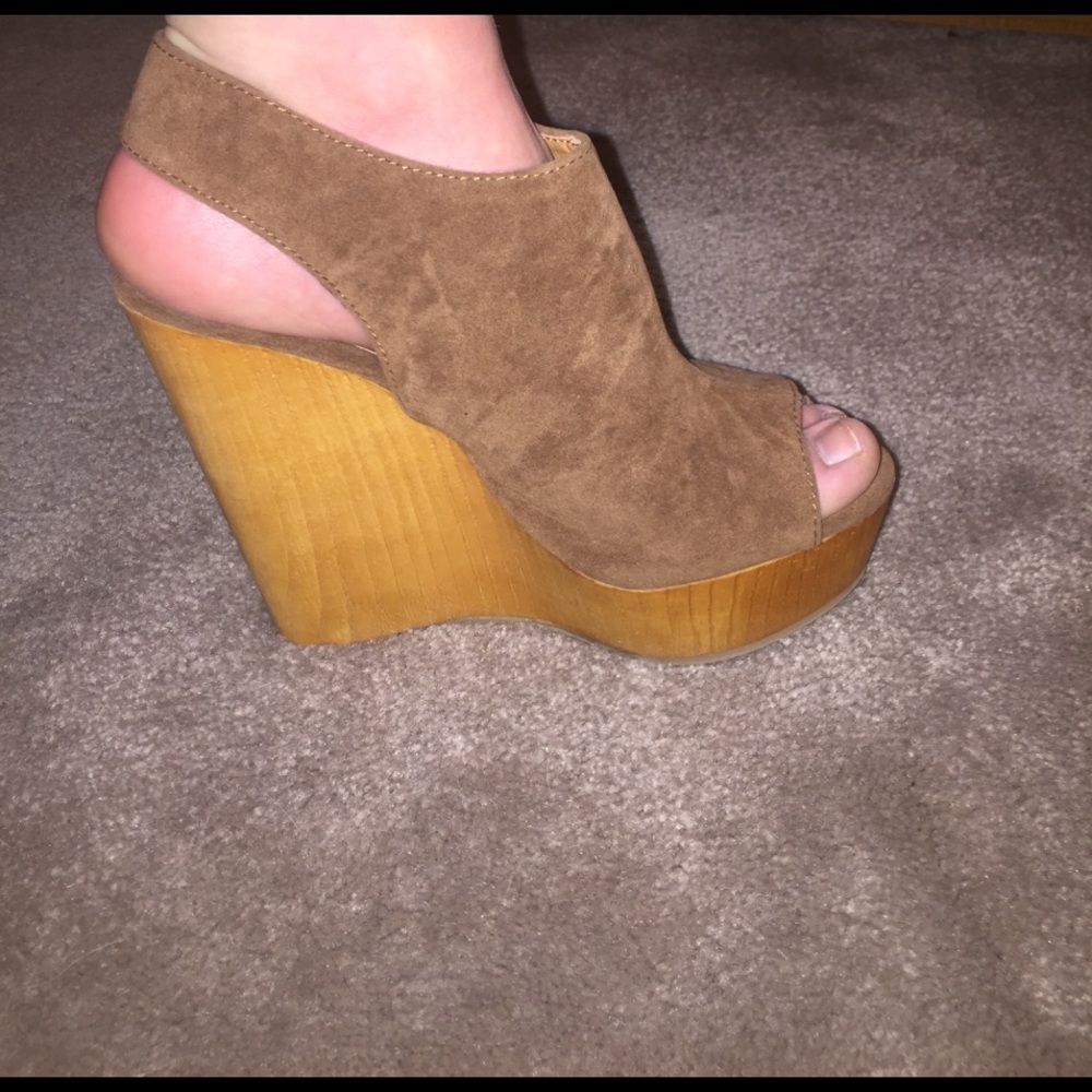 Faux Suede Wedges - Picture 3 of 6