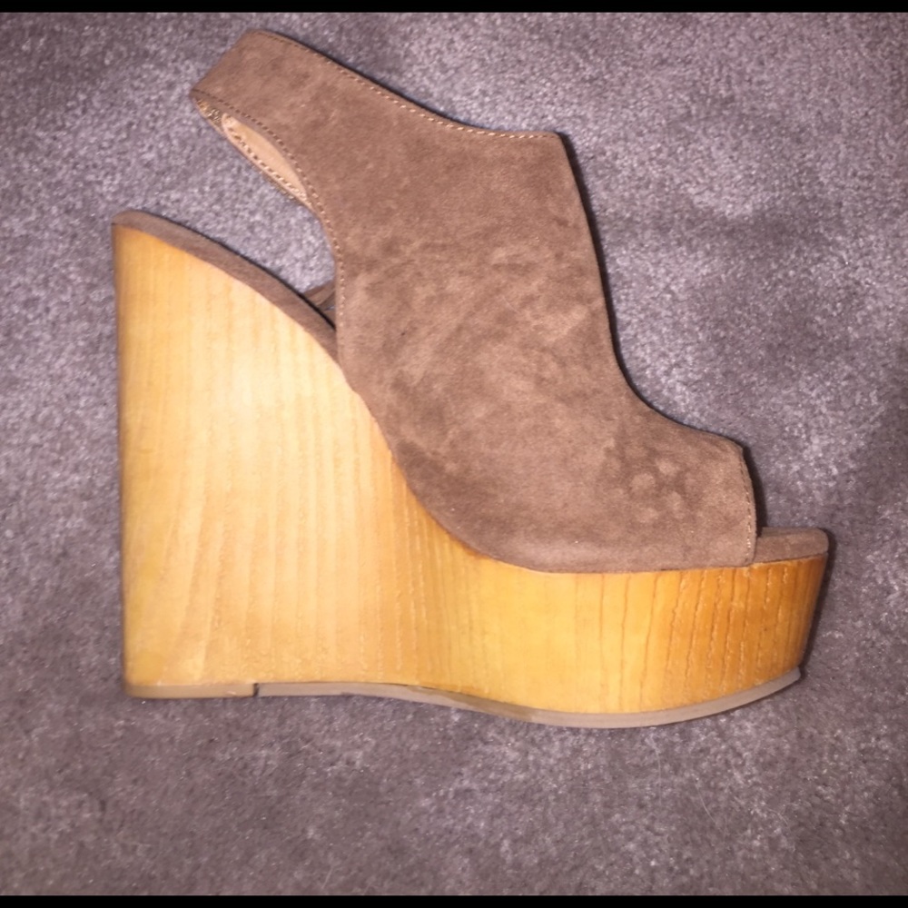 Faux Suede Wedges - Picture 5 of 6