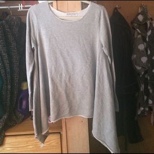 Urban outfitters loose shirt/sweater