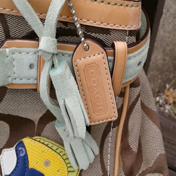 Coach purse - Picture 2 of 6