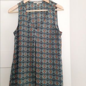 Daniel Rainn patterned tank top, EUC size M