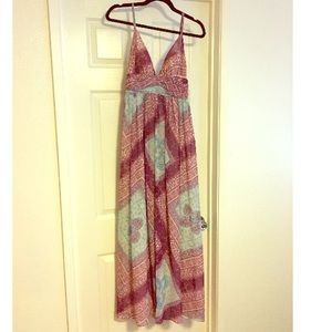 Beachy Maxi dress - small