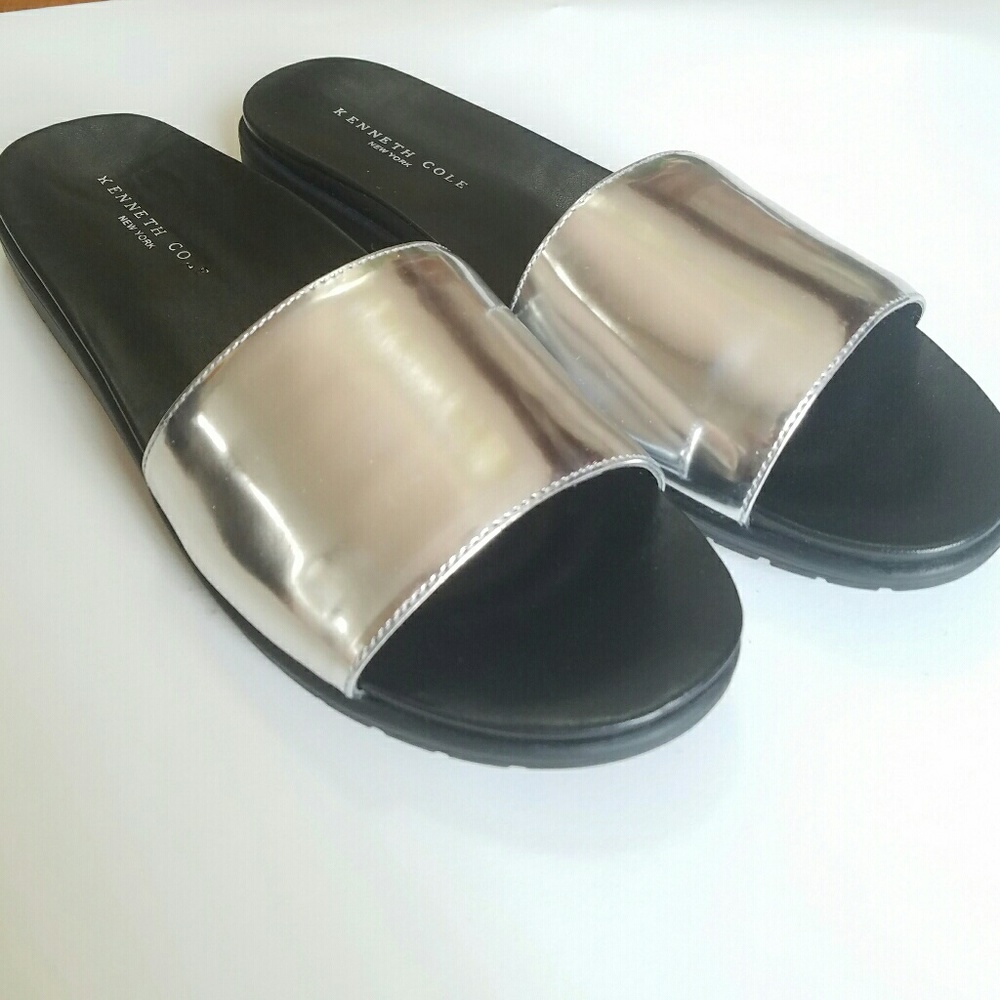 Kenneth Cole silver sandals