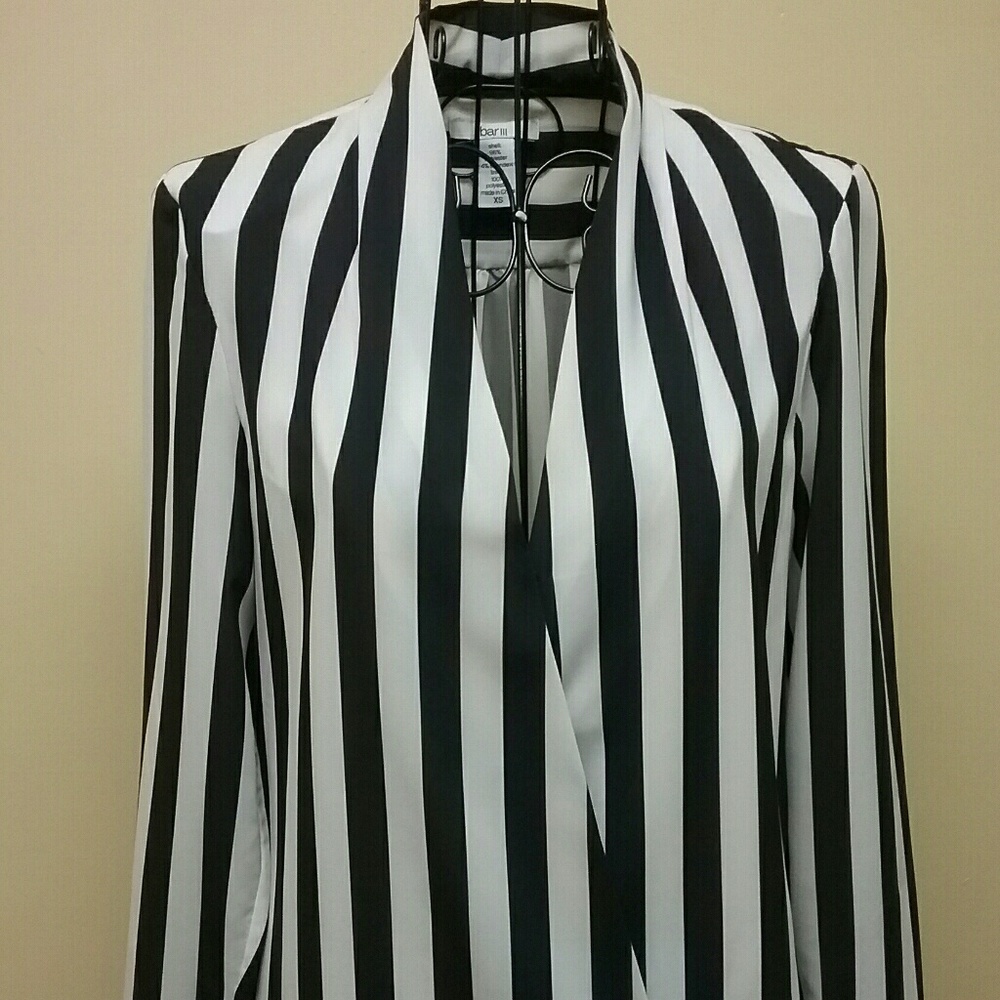 Bar III blouse