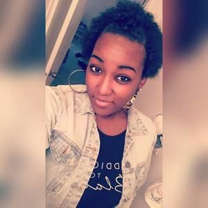 Meet your Posher, Briana