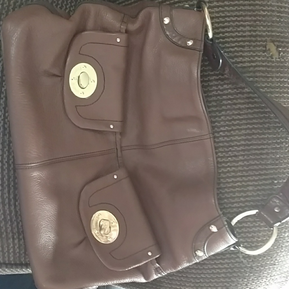 Etienne aigner leather purse