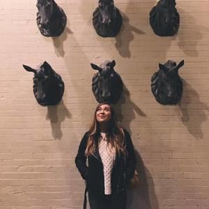 Meet your Posher, Taylor