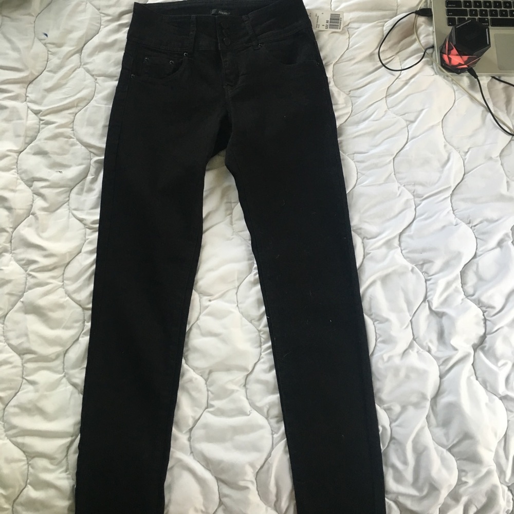 High waisted Black skinny jeans