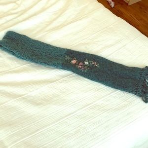 Cute scarf!