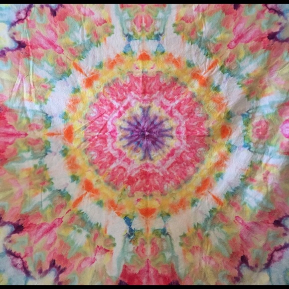 85x100" tapestry - Picture 2 of 3