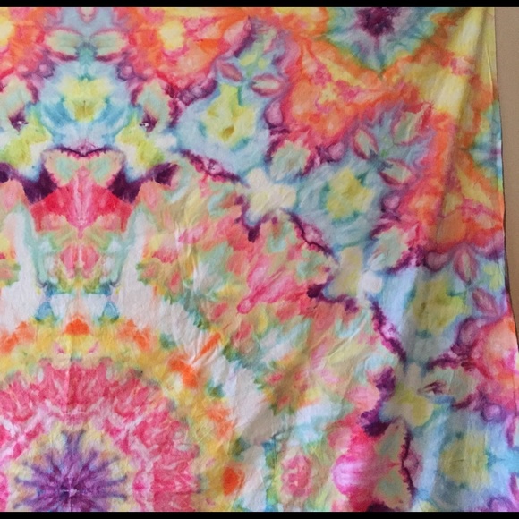 85x100" tapestry - Picture 3 of 3